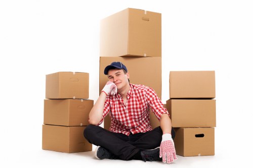 Residential moving support for flats and houses near South Norwood